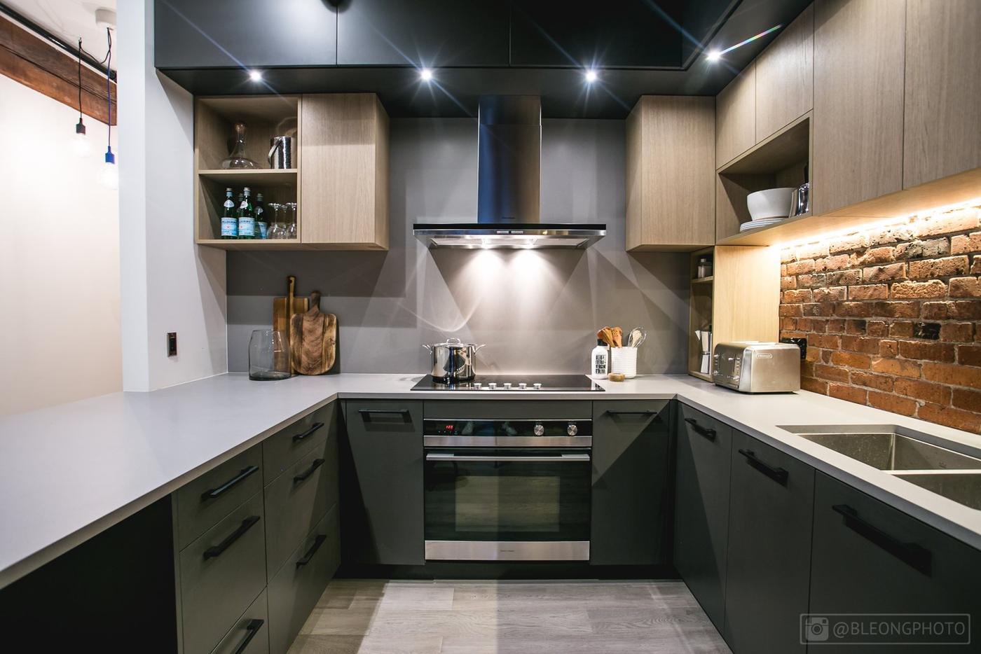 Dark modern kitchen