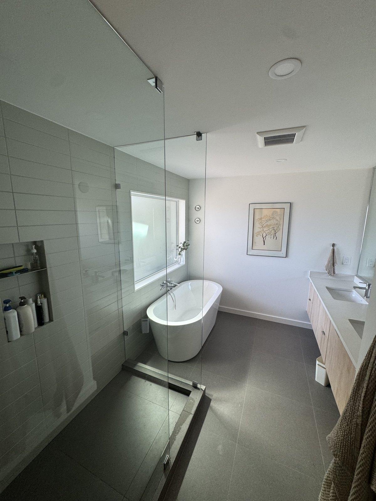 Marble spa ensuite