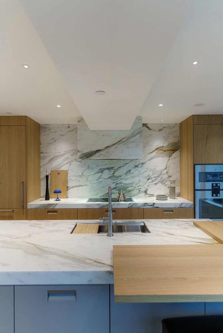 Marble kitchen renovation completed by Mulder Contracting in North Vancouver, BC
